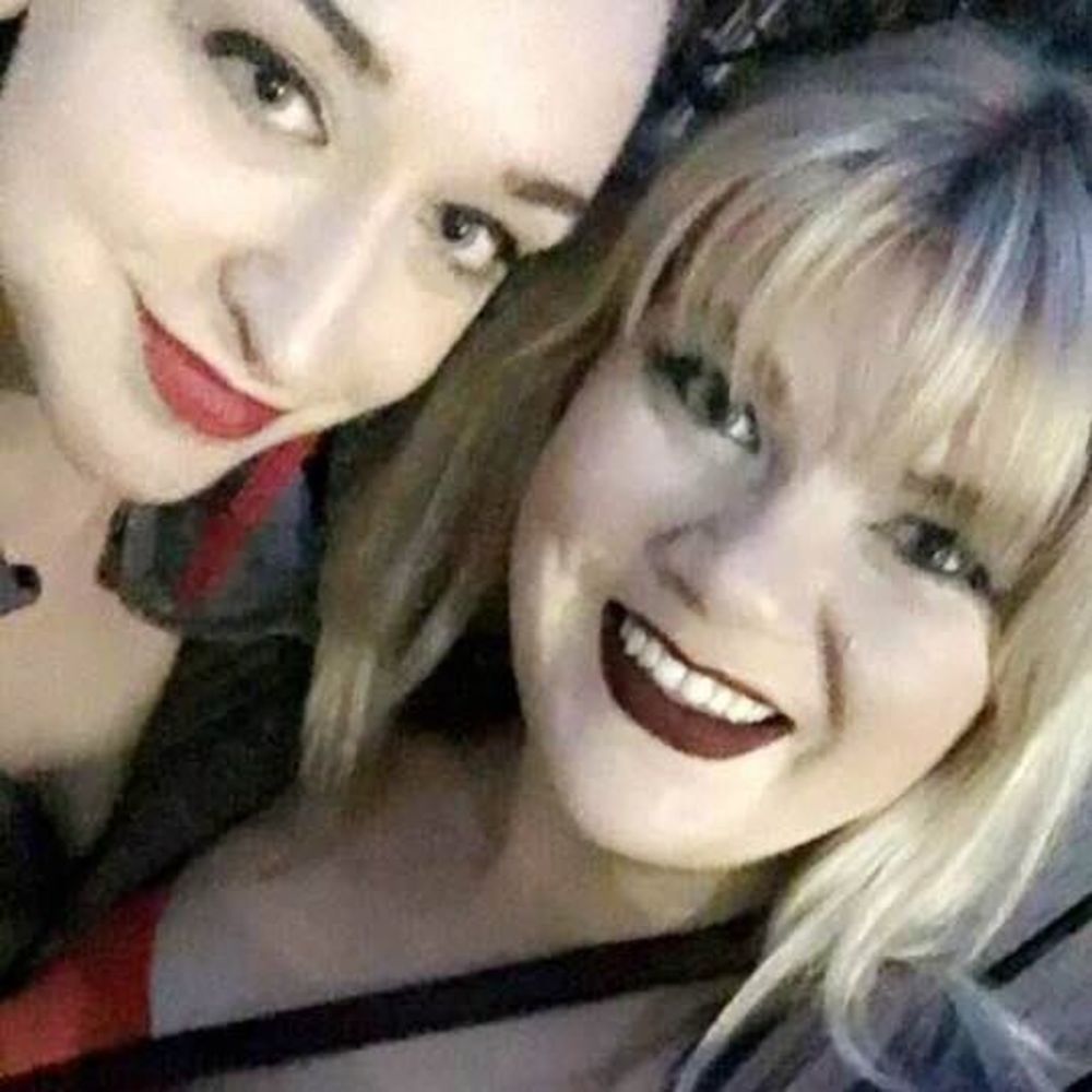 Meet your Posher, Cass e